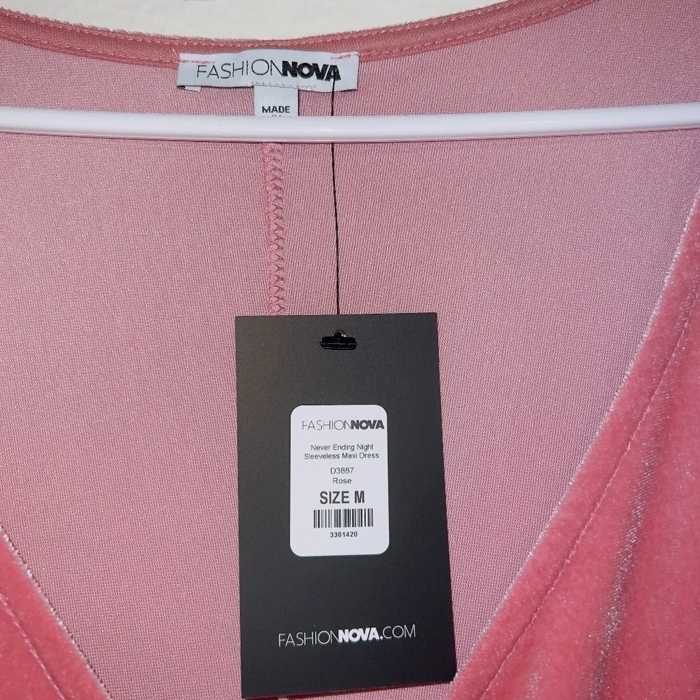 NWT Fashion Nova Pink Velvet Never Ending Night Sleeveless Side Slit Maxi Dress - Picture 4 of 4